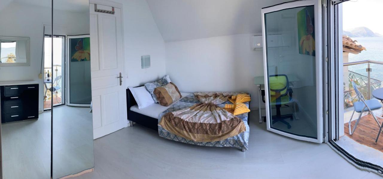 Villa Evita Mesongí Eksteriør billede